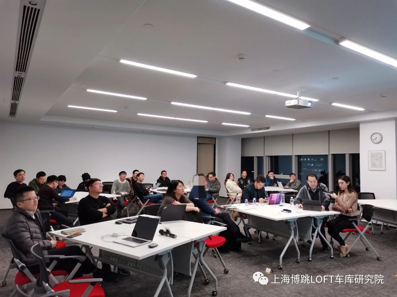 保亭杭州LOFT车库专题会